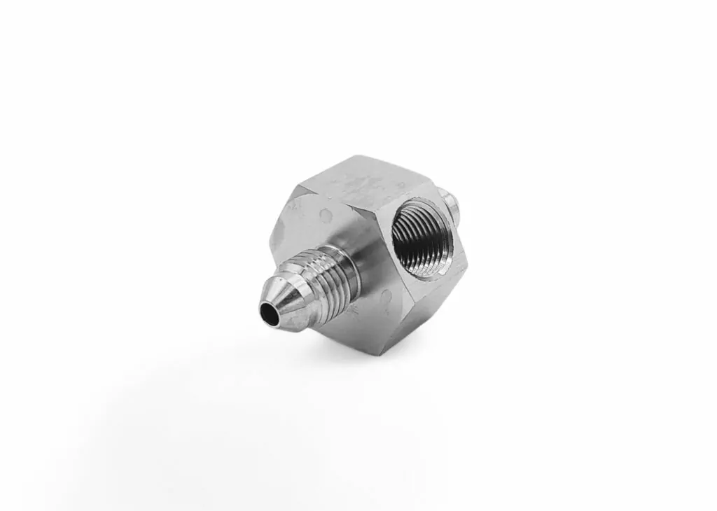 Inline bremsetrykk adapter AN3 Han / 1/8 NPT Hunn