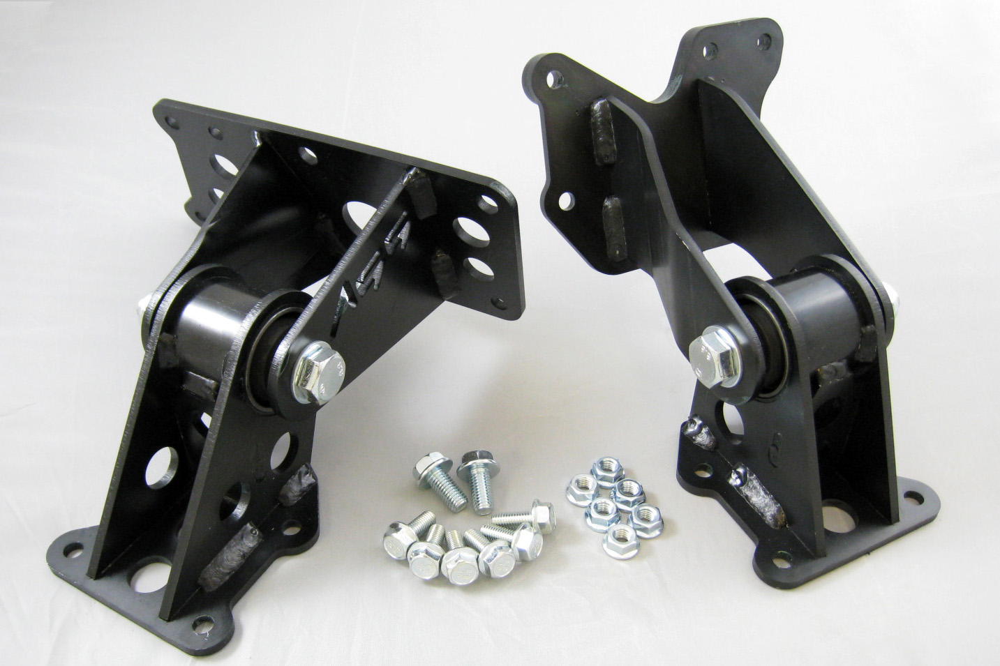 Motorfeste Volvo 7/900 - 5/6cyl vitmotor