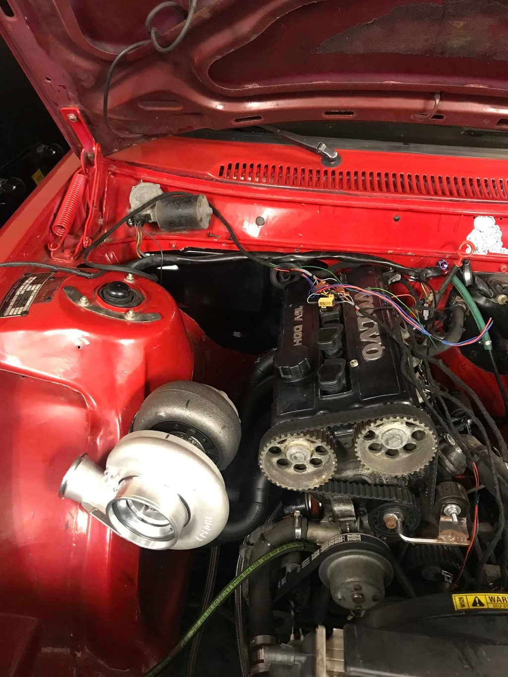 CMR Volvo 16V - 740/ 940 eksos manifold svart stål