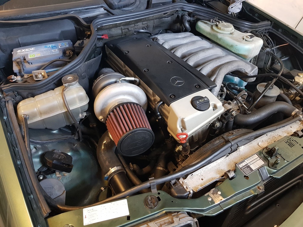 CMR Mercedes OM605 - w124/w202 eksos manifold svart stål