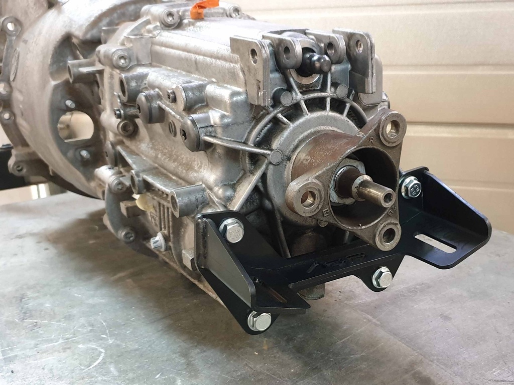 Girkassebrakett BMW ZF 6vxl - Volvo 240 / 740 /940