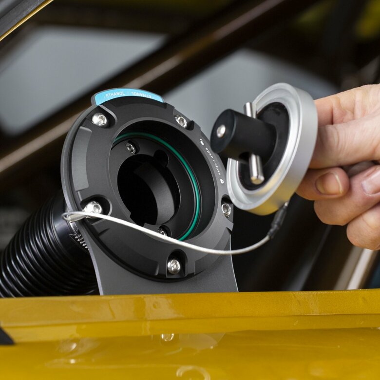 Nuke Remote quick lock filler cap