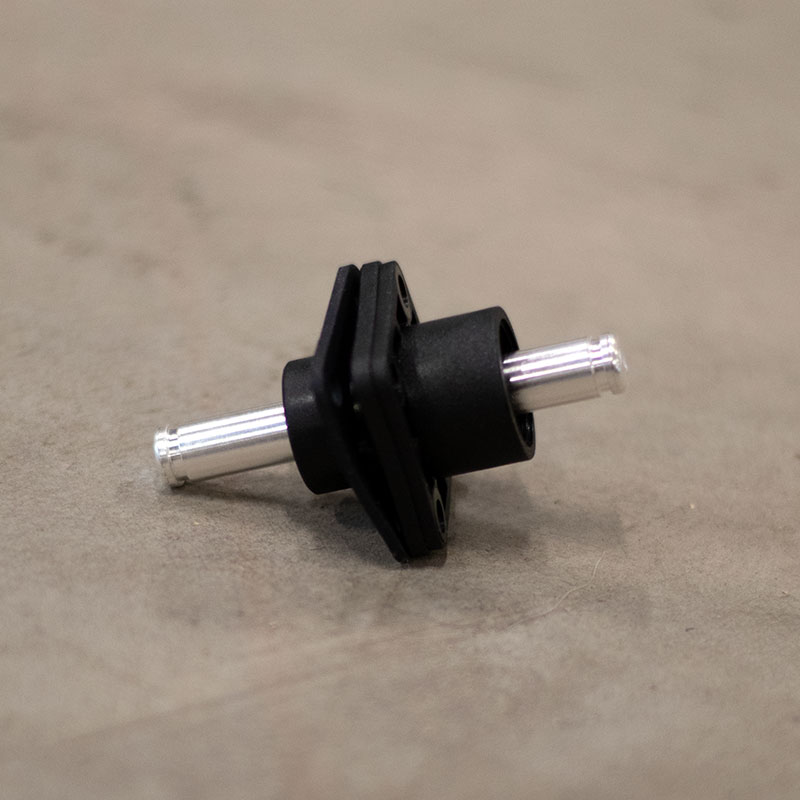 Bulkhead-gjennomføringsbatterikabel (2x 5,7mm hurtigkobling)