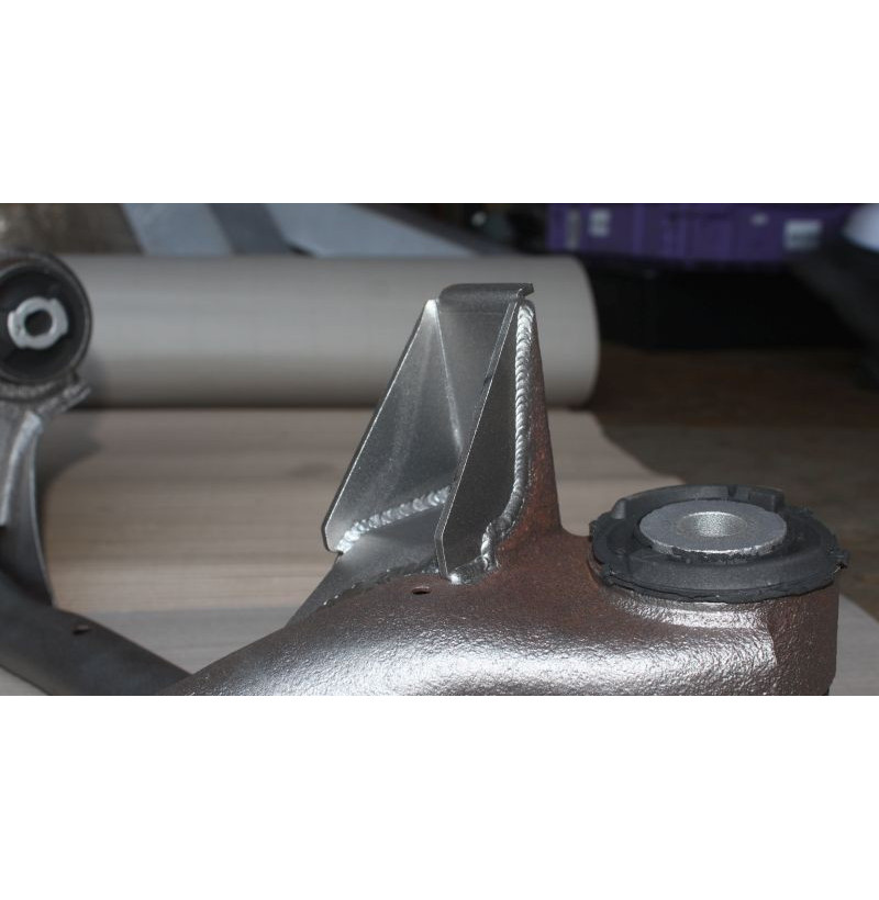 BMW E46 bakre stabilisatorbrakettforsterkning