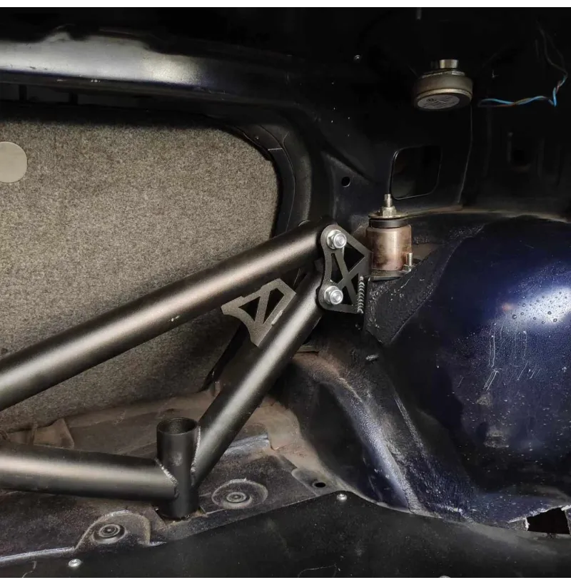 BMW E36 X-stag underramme bak 4pt