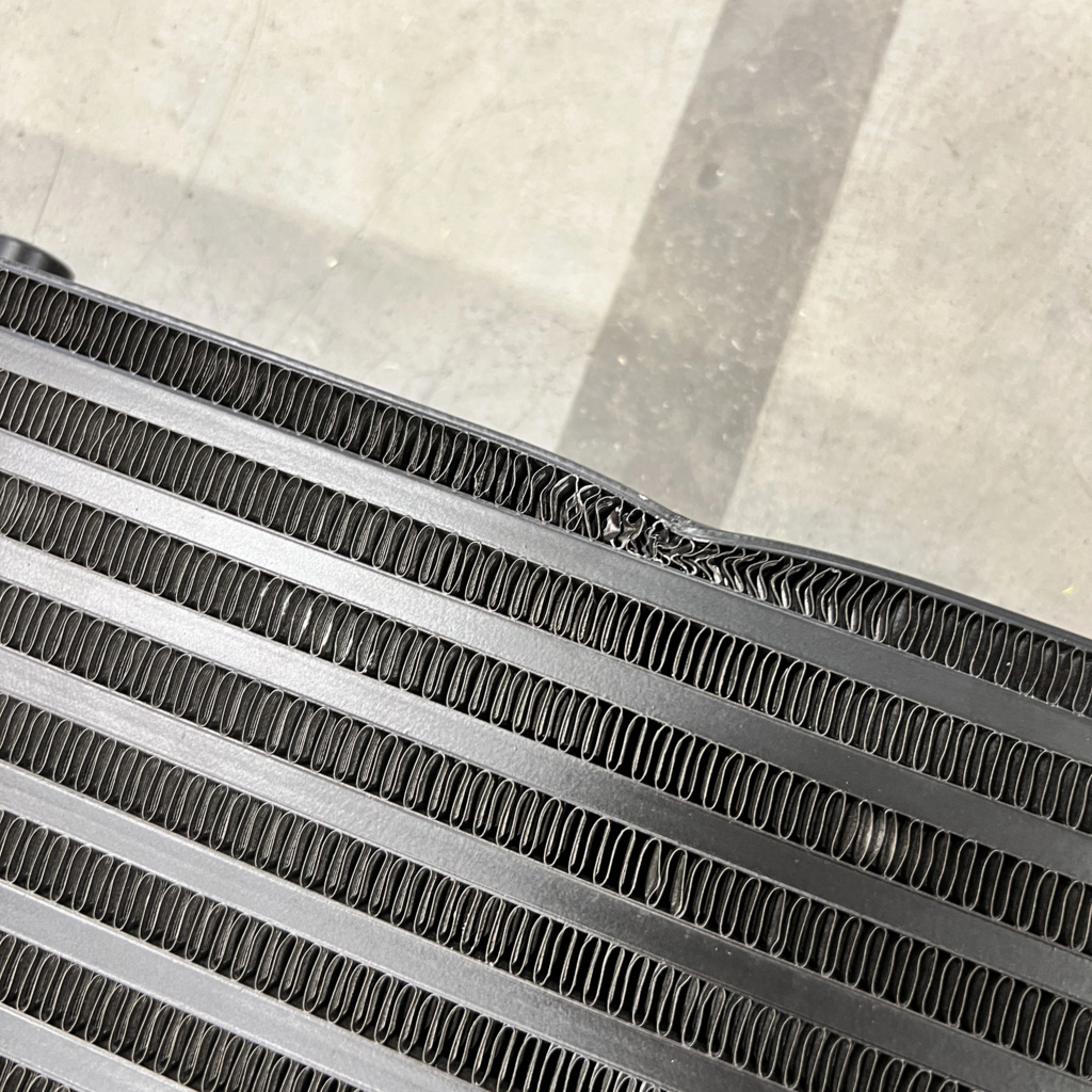 Hurricane Intercooler Sort 3-tommers koblinger (78 cm bred)